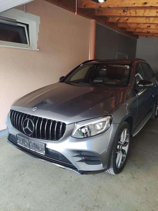Gebraucht Mercedes GLC220 170 PS (125 kW) 2017 Grau SUV
