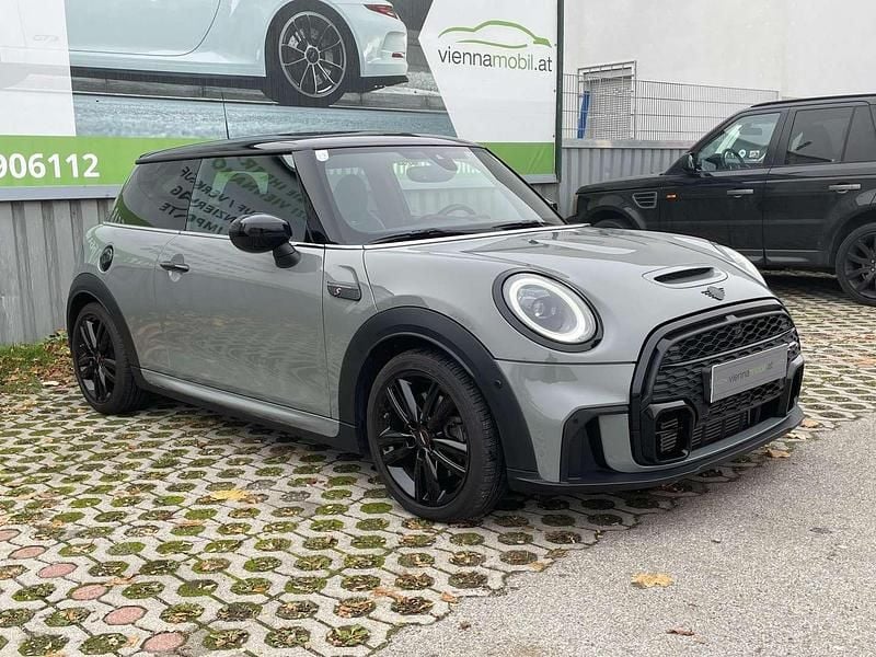 Grau Gebraucht 2022 Mini John Cooper Works Kleinwagen | € 28.450 (Guter Preis) - Bild 1/4