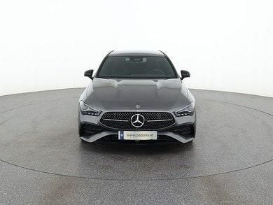 Gebraucht Mercedes CLA180 AMG line 136 PS (100 kW) 2025 Grau Limousine
