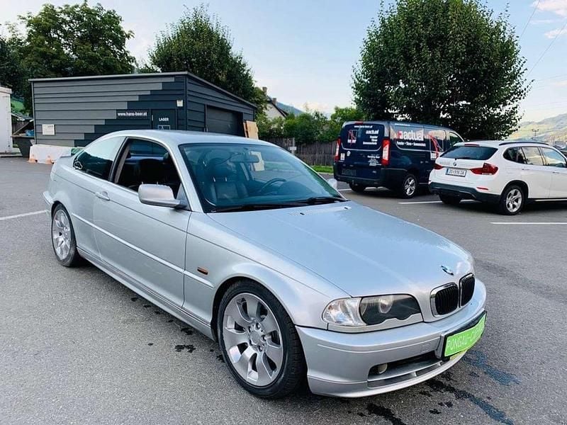 Silber Gebraucht 2000 BMW 328 Coupé | € 3.990 - Bild 1/4
