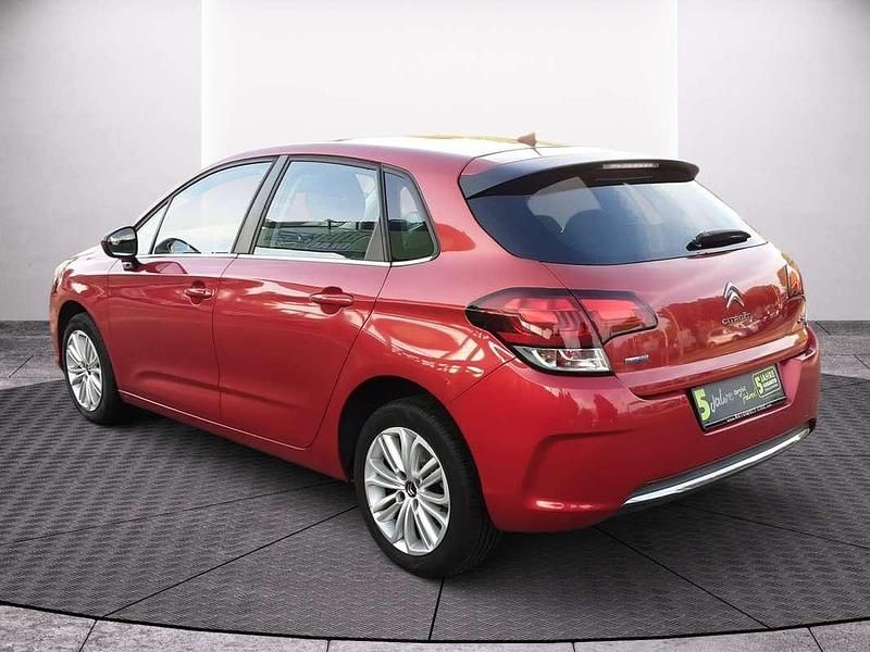 Gebraucht Citroën C4 Feel 120 PS (88 kW) 2016 Rot Limousine
