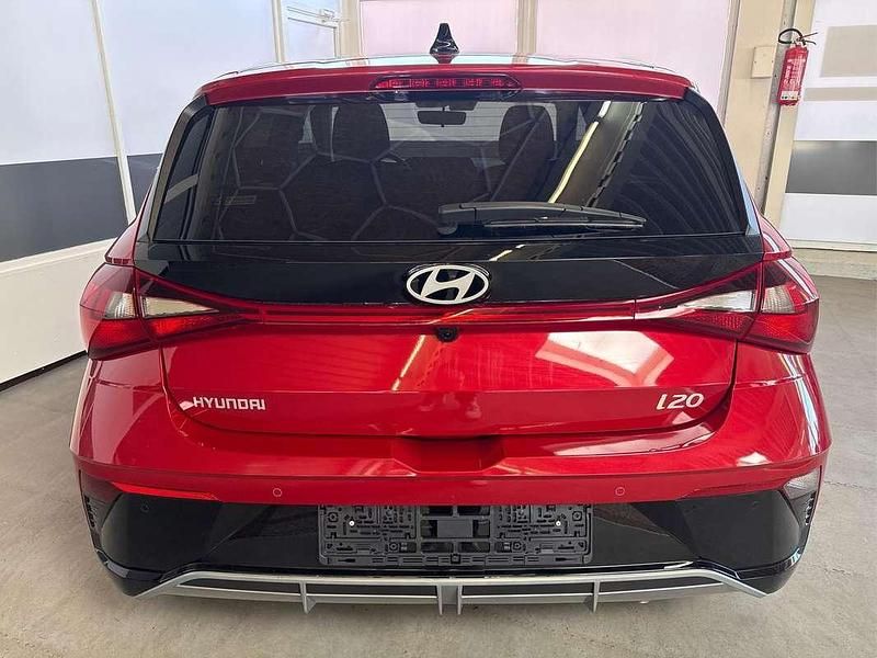 Neu Hyundai i20 Comfort 99 PS (72 kW) 2025 Grau Kleinwagen