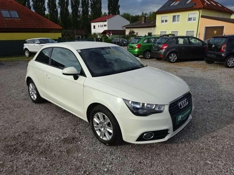 Gebraucht Audi A1 Attraction 86 PS (63 kW) 2011 Weiß Kleinwagen