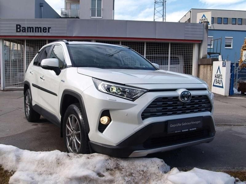 Weiß Gebraucht 2020 Toyota RAV4 Hybrid SUV | € 31.800 (Guter Preis) - Bild 1/4
