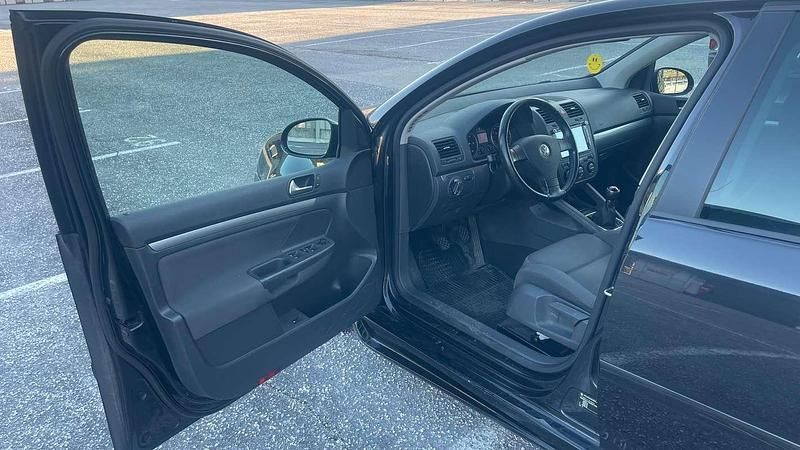 Gebraucht VW Golf IV Sportline 90 PS (66 kW) 2006 Schwarz Kleinwagen