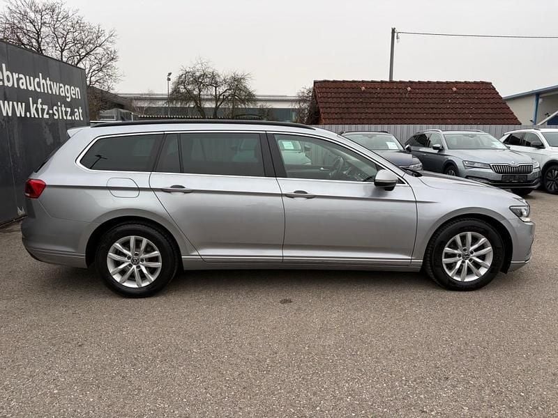 Gebraucht VW Passat Business 150 PS (110 kW) 2021 Silber Kombi