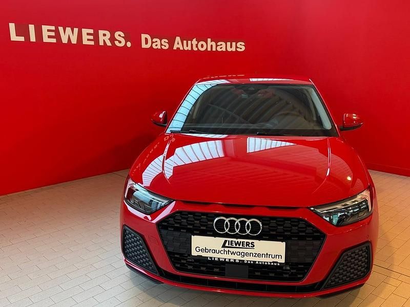 Neu Audi A1 Sportback 95 PS (69 kW) 2026 Mittelrot  metallic Kleinwagen