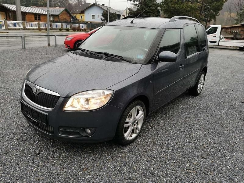 Grau Gebraucht 2009 Skoda Roomster Style Van / Kleinbus | € 3.500 - Bild 1/4