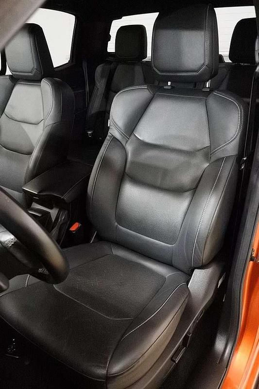 Gebraucht Isuzu D-Max 163 PS (119 kW) 2021 Orange Abholung