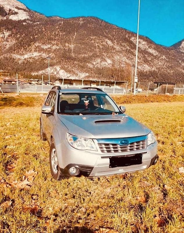 Gebraucht Subaru Forester Comfort 147 PS (108 kW) 2011 Silber SUV