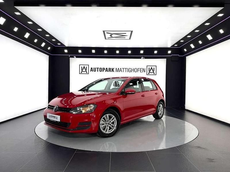 Gebraucht VW Golf VII 105 PS (77 kW) 2013 Rot Kleinwagen