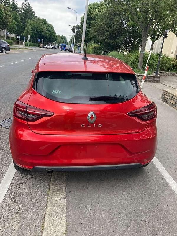 Gebraucht Renault Clio IV Intens 116 PS (85 kW) 2019 Rot Limousine