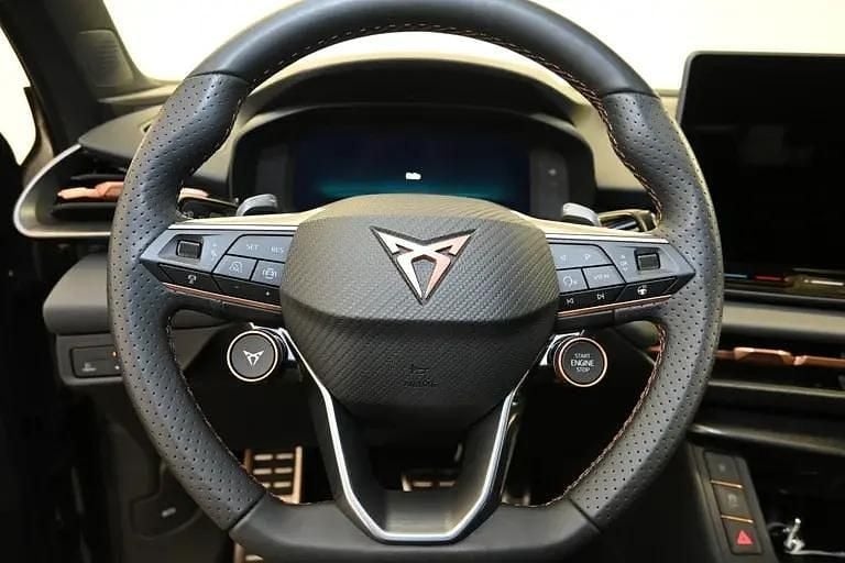 Gebraucht Cupra Terramar VZ 265 PS (194 kW) 2025 Mittelgrau  metallicperleffekt SUV