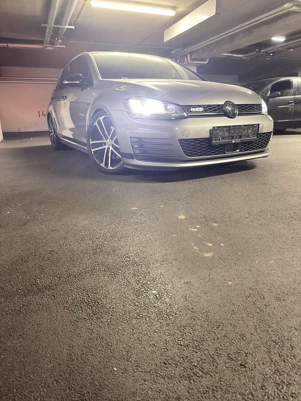 Gebraucht 2018 VW Golf VII GTD Limousine | € 18.500 (Fairer Preis) - Bild 1/4