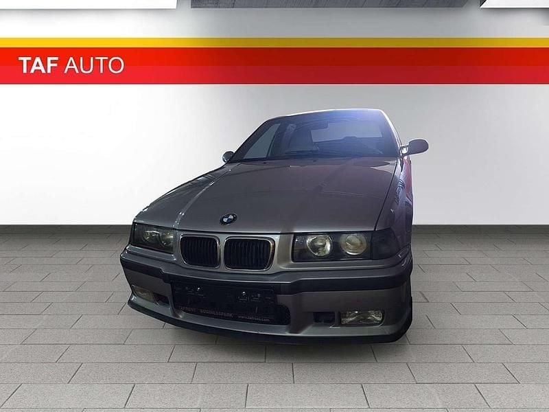 Silber Gebraucht 1997 BMW M3 Limousine | € 31.990 - Bild 1/4