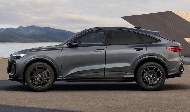 Neu Audi Q5 Sportback S-Line 204 PS (150 kW) 2025 Grau SUV