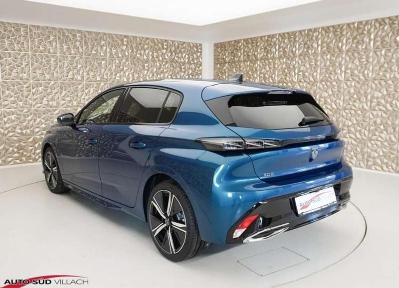 Neu Peugeot 308 GT 131 PS (96 kW) 2025 Blau Limousine