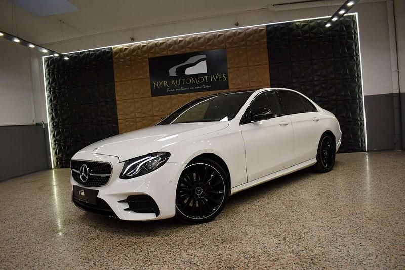 Weiß Gebraucht 2018 Mercedes E53 AMG AMG Limousine | € 31.990 - Bild 1/4