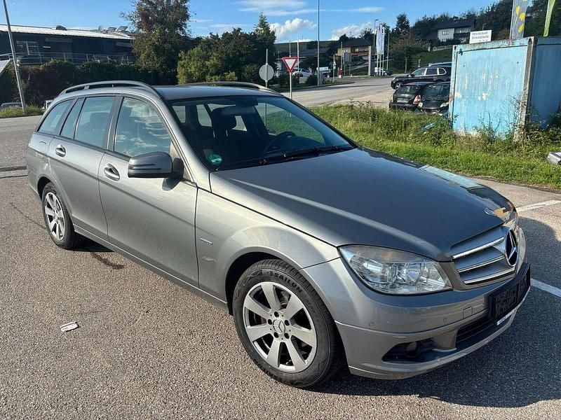 Grau Gebraucht 2009 Mercedes C180 Elegance Kombi | € 8.400 - Bild 1/4