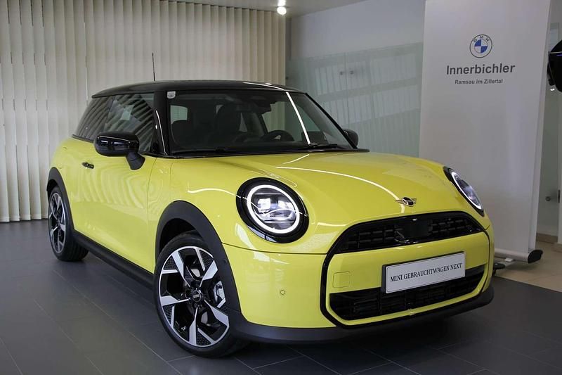 Gebraucht Mini Cooper 156 PS (114 kW) 2024 Sunny side yellow Kleinwagen