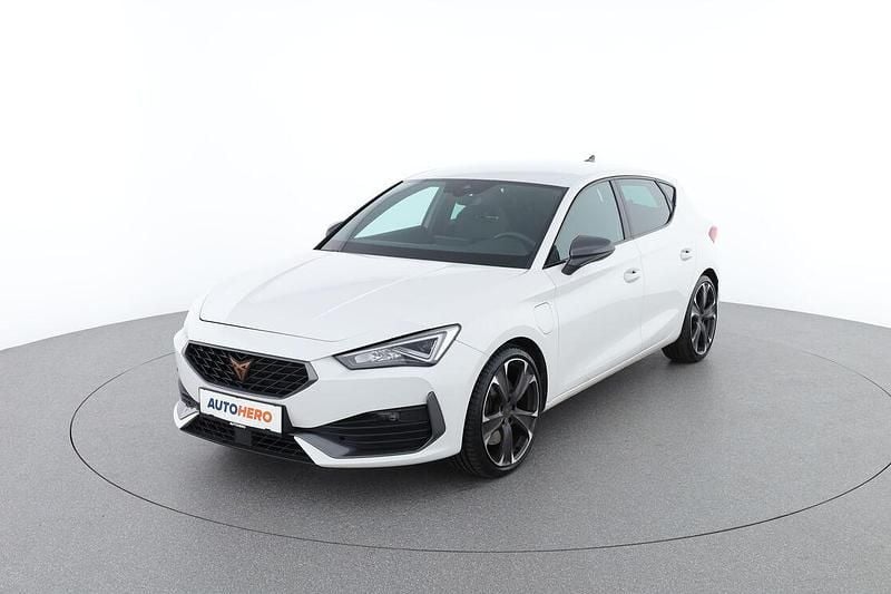 Gebraucht Cupra Leon VZ 245 PS (180 kW) 2022 Weiß Limousine