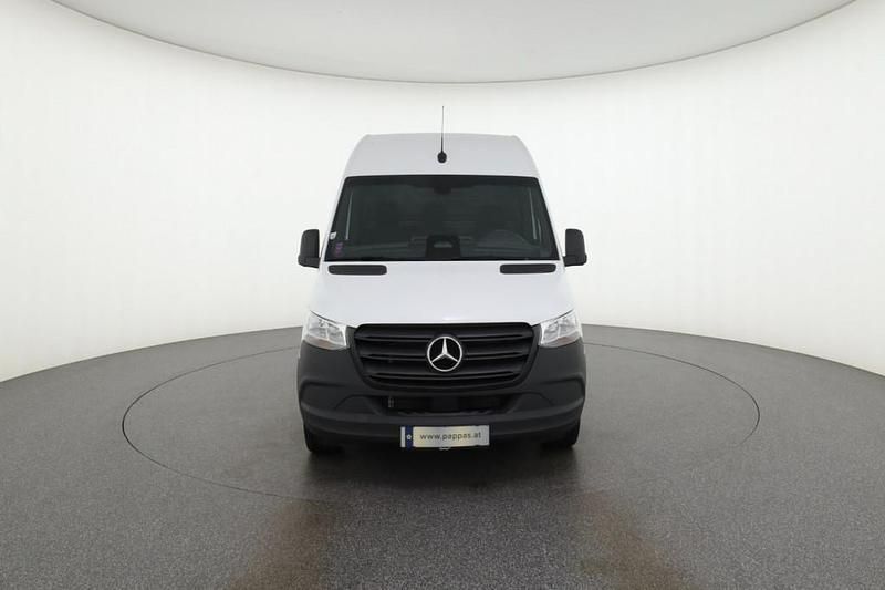 Weiß Gebraucht 2024 Mercedes Sprinter Van | € 57.588 - Bild 1/4