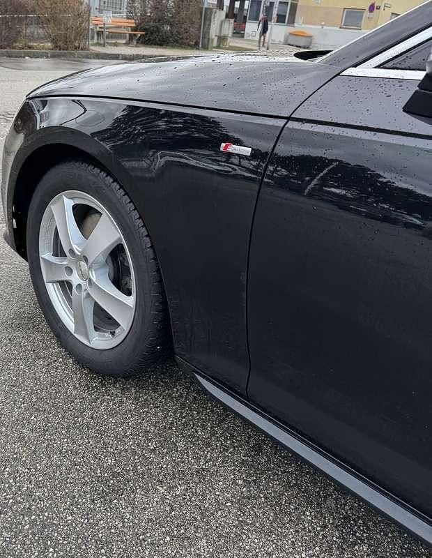 Gebraucht Audi A4 Sport 122 PS (89 kW) 2017 Kombi