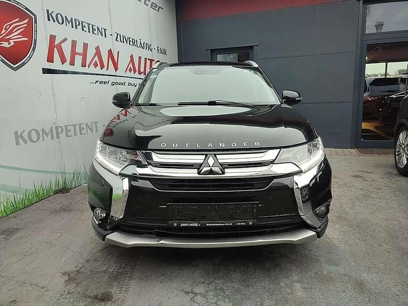 Gebraucht Mitsubishi Outlander 150 PS (110 kW) 2016 Schwarz SUV