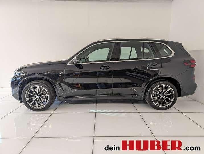 Neu BMW X5 286 PS (210 kW) 2025 Schwarz SUV