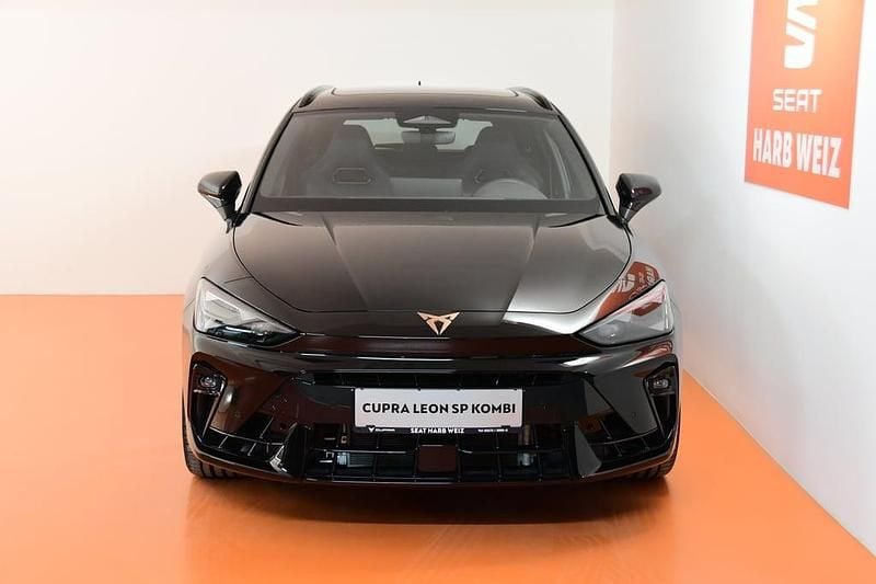 Gebraucht Cupra Leon VZ 333 PS (244 kW) 2026 Schwarz  metallic Kombi