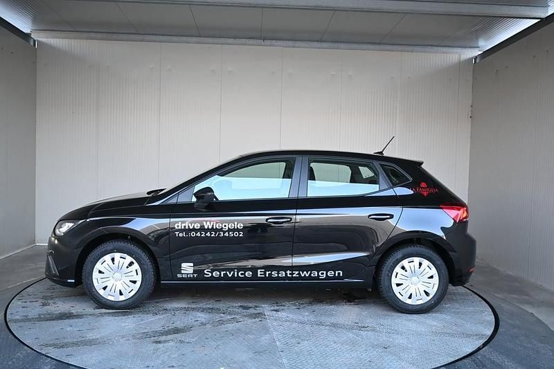 Neu Seat Ibiza Reference 95 PS (69 kW) 2025 Schwarz  metallic Kleinwagen