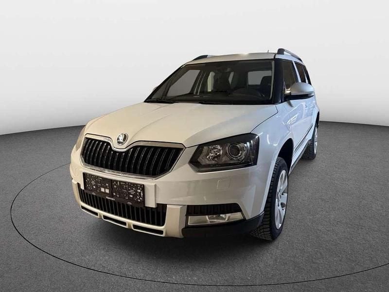 Weiß Gebraucht 2017 Skoda Yeti Style SUV | € 13.900 - Bild 1/4