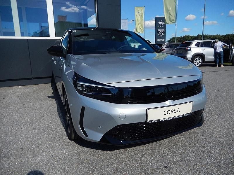 Neu Opel Corsa GS Line 101 PS (74 kW) 2025 Silber Limousine