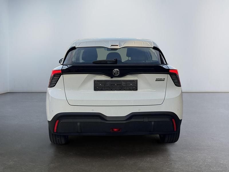 Neu MG MG4 EV 125 kW (170 PS) 2025 Schwarz Kleinwagen
