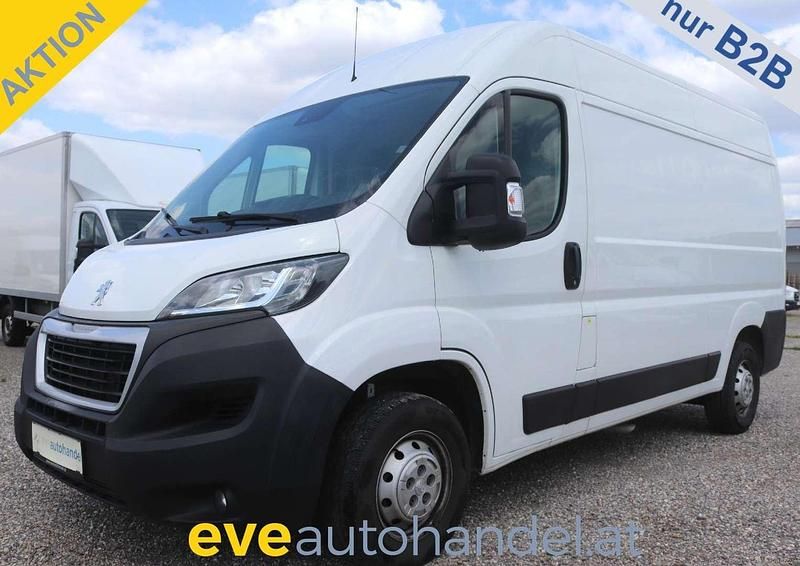 Gebraucht Peugeot Boxer 140 PS (102 kW) 2021 Weiß Van