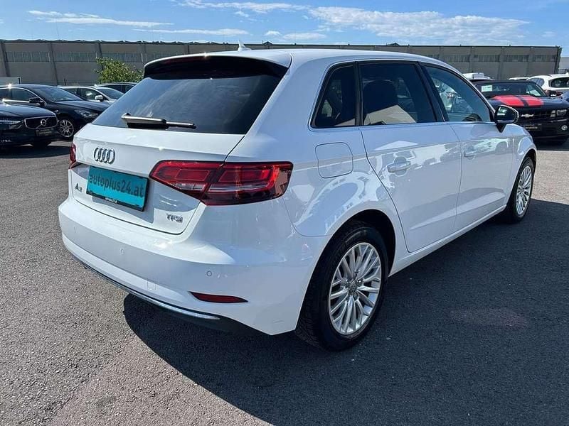 Gebraucht Audi A3 150 PS (110 kW) 2018 Weiß Limousine