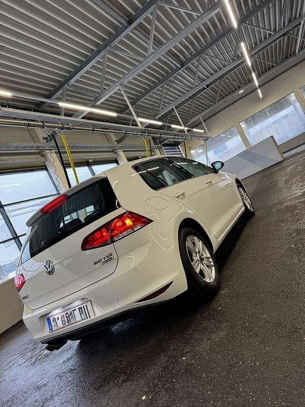 Gebraucht VW Golf VII Highline 150 PS (110 kW) 2015 Limousine