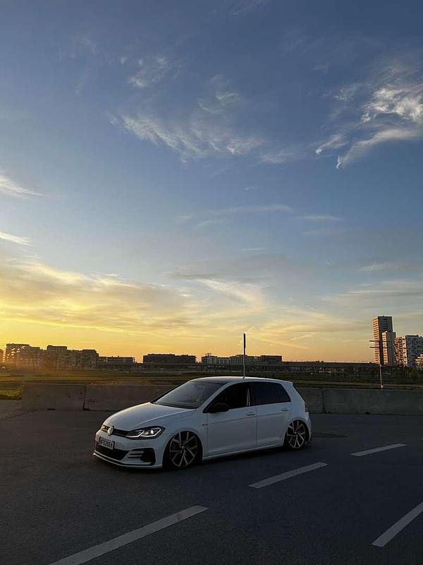 Gebraucht VW Golf VII GTI 245 PS (180 kW) 2019 Limousine