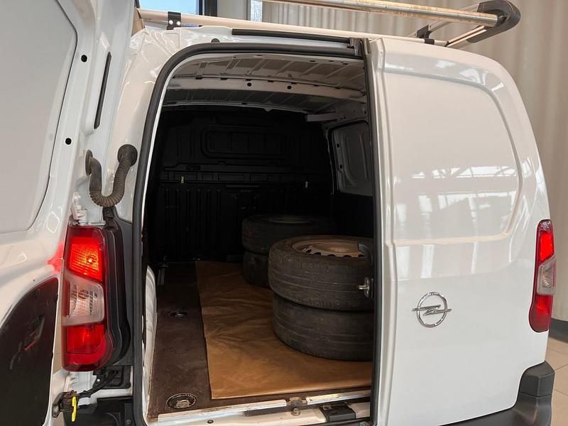 Gebraucht Opel Combo Enjoy 102 PS (75 kW) 2021 Weiß Van / Kleinbus