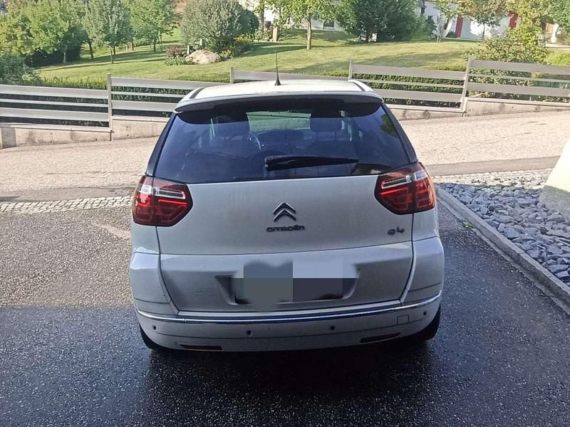 Weiß Gebraucht 2012 Citroën C4 Picasso Attraction Van / Kleinbus | € 3.400 (Superpreis) - Bild 1/4