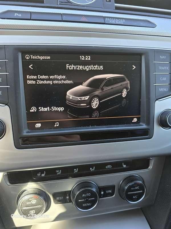 Gebraucht VW Passat Comfortline 120 PS (88 kW) 2015 Weiß Kombi