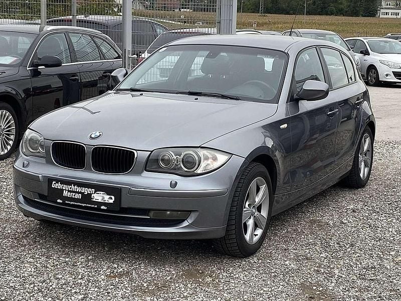 Grau Gebraucht 2011 BMW 116 Kleinwagen | € 4.990 (Fairer Preis) - Bild 1/4