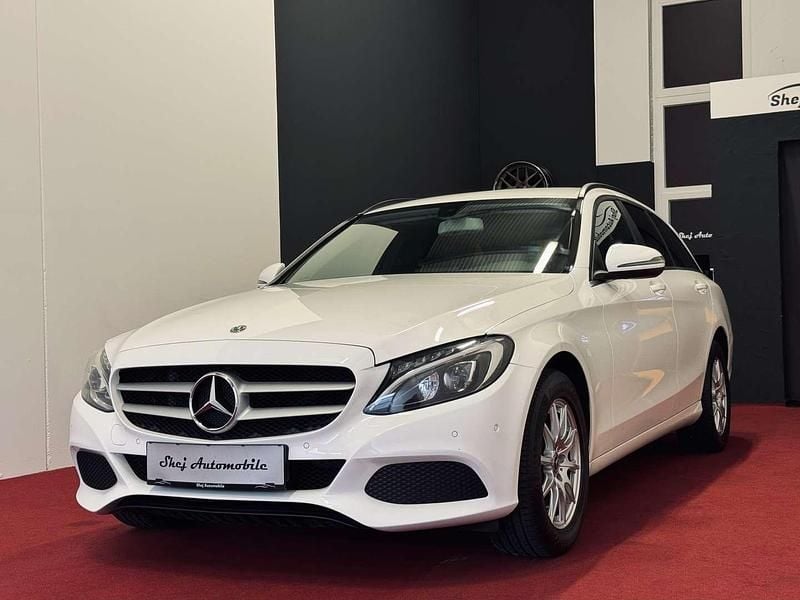 Weiß Gebraucht 2019 Mercedes C180 Kombi | € 16.990 (Fairer Preis) - Bild 1/4