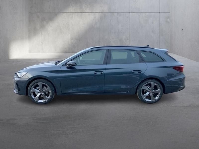 Neu Cupra Leon 150 PS (110 kW) 2026 Dunkelgrau  metallicperleffekt Kombi