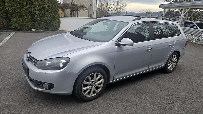 Gebraucht VW Golf VII 105 PS (77 kW) 2013 Silber Kombi