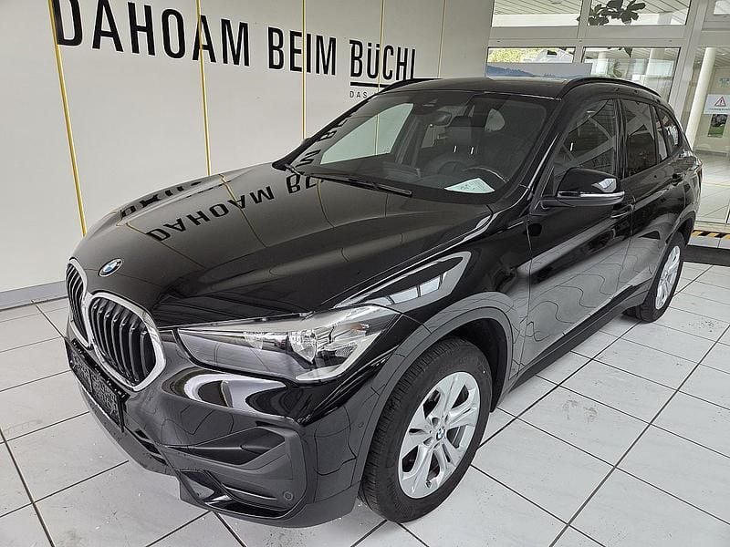 Schwarz Gebraucht 2022 BMW X1 Advantage SUV | € 26.990 (Fairer Preis) - Bild 1/1