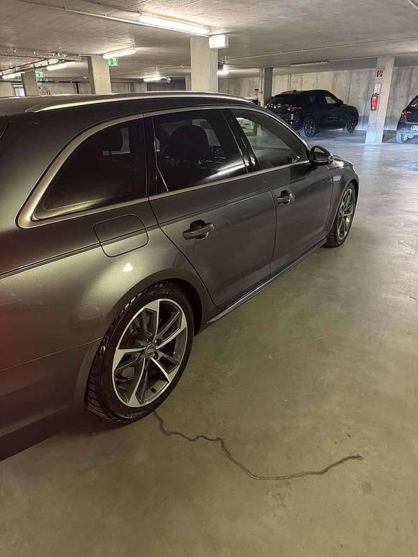Gebraucht Audi A4 Design 150 PS (110 kW) 2016 Kombi