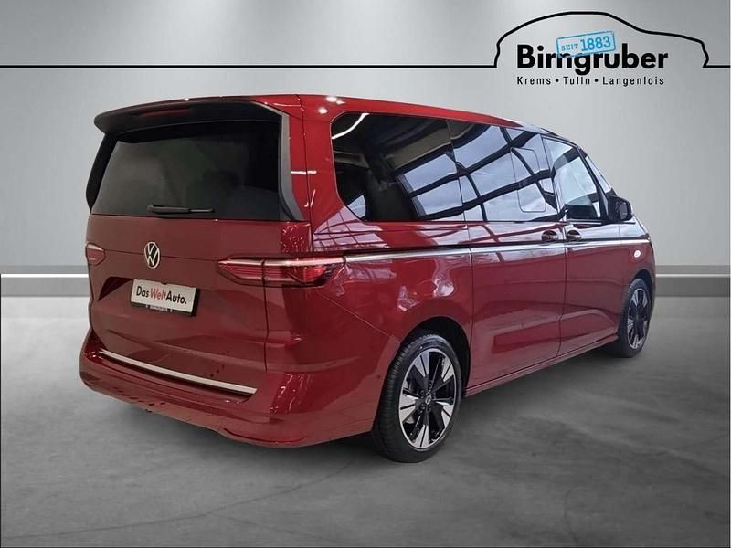 Gebraucht VW Multivan Style 150 PS (110 kW) 2024 Mittelrot  metallic Van