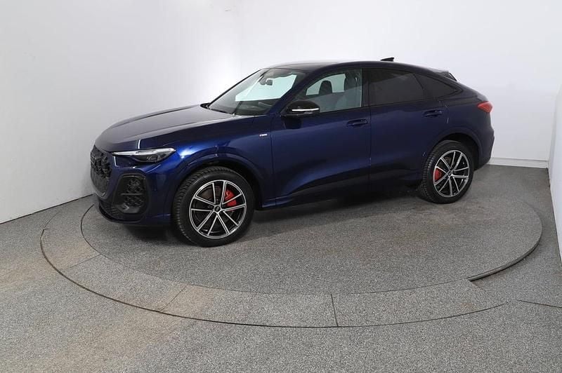 Neu Audi Q5 Sportback 204 PS (150 kW) 2026 Mittelblau  metallic SUV