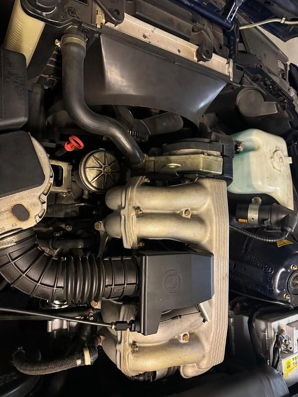 Gebraucht BMW 318 Cabriolet 113 PS (83 kW) 1991 Dunkelblau Cabrio